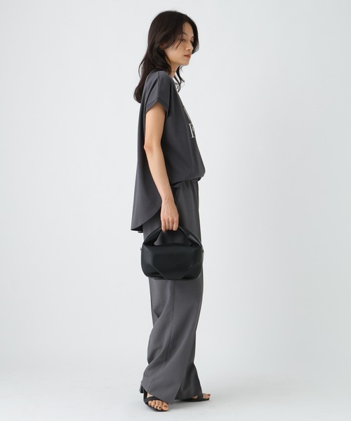 Elura（エルーラ）の「汗じみ軽減フレンチＴシャツ / 582764（Tシャツ/カットソー・レディース・ホワイト/ブラック/チャコールグレー/ライトオレンジ系/ブラウン・FREE）」の13枚目の写真