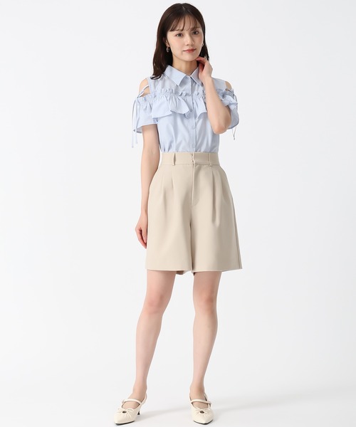 31 Sons de mode(トランテアン ソン ドゥ モード)の「2025秋冬新作 肩開きオフショルブラウス(シャツ/ブラウス・レディース・ブラウン/アイボリー/ブルー・フリ-)」の19枚目の写真