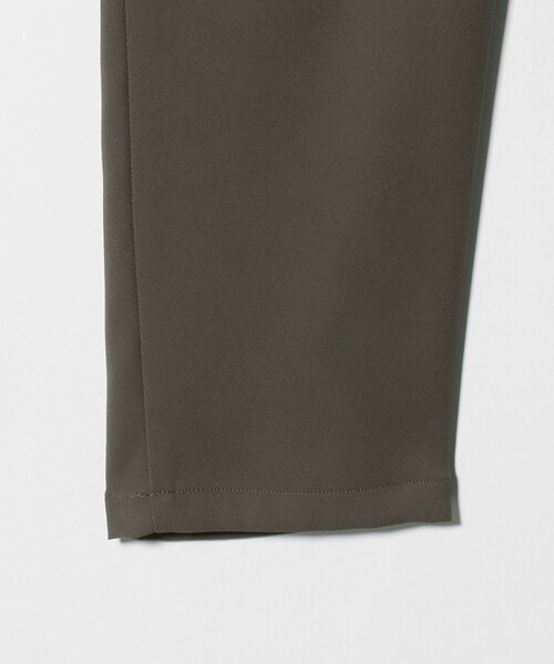 BEAUTY&YOUTH UNITED ARROWS（ビューティーアンドユースユナイテッドアローズ）の「トリコチン ポリエステル 1プリーツ テーパードパンツ NO.5 セットアップ対応（スラックス・メンズ・オリーブ/ネイビー・M/L/XL/S）」の4枚目の写真