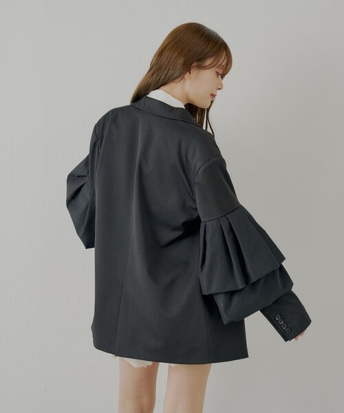 CHICO♡袖フリルオーバージャケット SALON by Chico】フリルデザインオーバーダブルジャケット