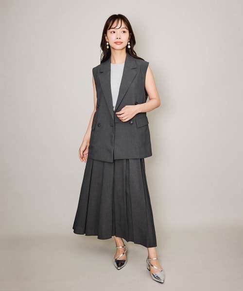 QUEENS COURT（クイーンズコート）の「ハイツイストクロスジレベスト≪手洗い可能≫（その他アウター・レディース・ブラック/ダークグレー/ブラウン・M）」の15枚目の写真