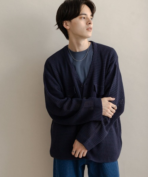 SENSE OF PLACE by URBAN RESEARCH(センスオブプレイスバイアーバンリサーチ)の「WポケットVネックニットカーディガン(カーディガン/ボレロ・メンズ・ライトベージュ/ネイビー/ブラウン・MEDIUM/LARGE)」の14枚目の写真