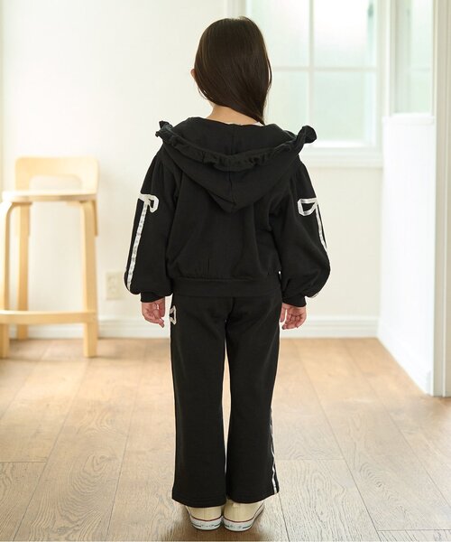 Lycee mine(リセマイン)の「【セットアップ可】【毛玉バイバイ裏毛】リボンラインフルジップパーカ【子供服】【キッズ】【女の子】(パーカー・キッズ・オフホワイト/クリーム/ブラック/ライトピンク/ブルーグレー/トップグレー・100cm/120cm/130cm/140cm/110cm/150cm)」の11枚目の写真