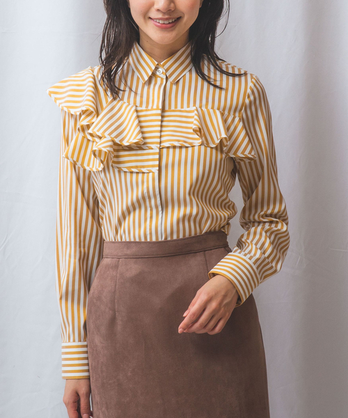 NARACAMICIE(ナラカミーチェ)の「【NARACAMICIE】ストレッチストライプフロントフリル長袖シャツ(シャツ/ブラウス・レディース・ブラウン/ブルー・M/L)」の1枚目の写真