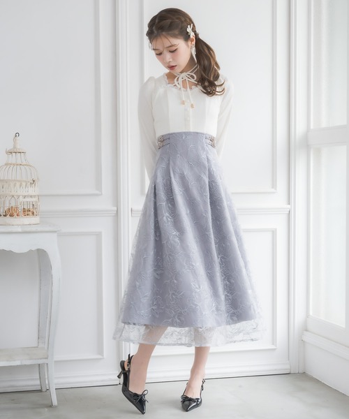 モナリザ フラワー刺繍 ドッキングワンピース 白襟 チュール 2025年