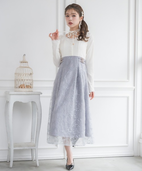 couture BY ROJITA(クチュールバイロジータ)の「フラワー刺繍ドッキングワンピース(ワンピース・レディース・ブルー/アイボリー/ブラック/ピンク・FREE)」の5枚目の写真