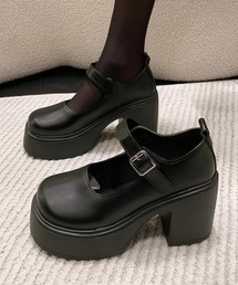 厚底タンクソールストラップパンプス