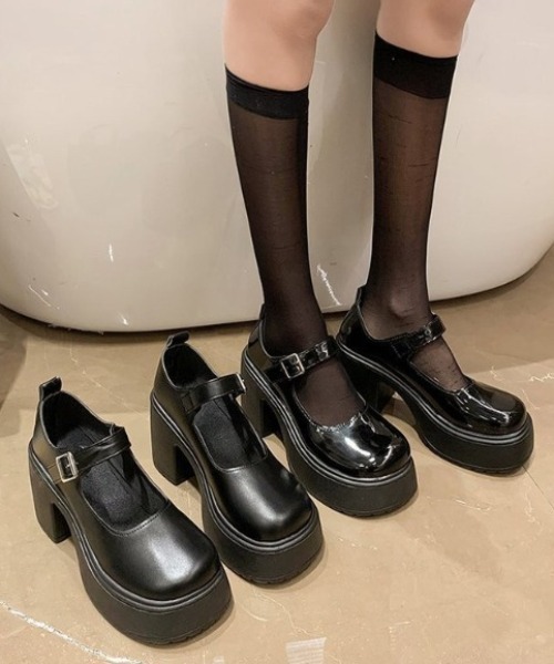 yuue' ( wear )(ユーイ)の「厚底タンクソールストラップパンプス(ローファー・レディース・ブラック/ブラック系その他・23.5cm/24.5cm)」の22枚目の写真