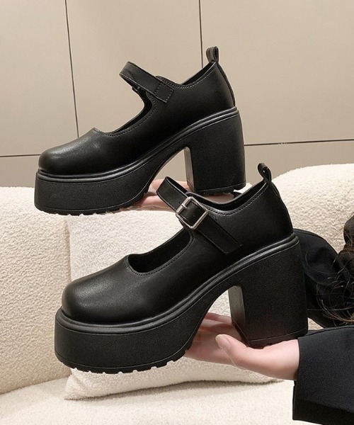 yuue' ( wear )(ユーイ)の「厚底タンクソールストラップパンプス(ローファー・レディース・ブラック/ブラック系その他・23.5cm/24.5cm)」の9枚目の写真