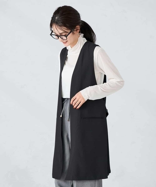 a.v.v(アーヴェヴェ)の「異素材切り替えロングジレ(ベスト・レディース・ブラック/モカ・39)」の11枚目の写真