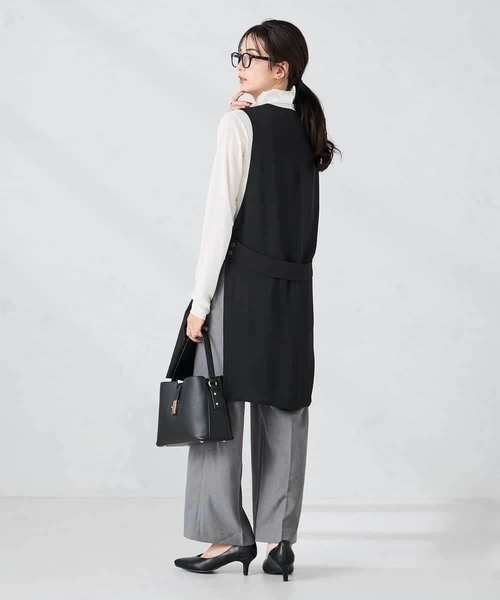 a.v.v(アーヴェヴェ)の「異素材切り替えロングジレ(ベスト・レディース・ブラック/モカ・39)」の17枚目の写真