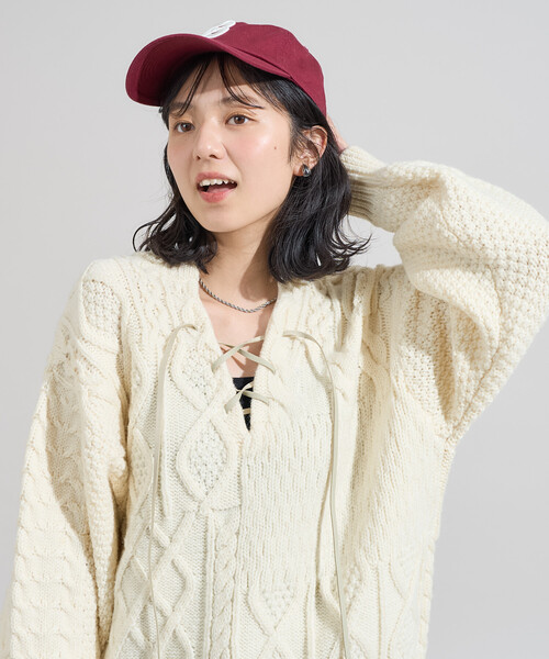 FREAK'S STORE（フリークスストア）の「2way リメイク風 ケーブル レースアップ ニットプルオーバー/バックリボン ビッグシルエットニット（ニット/セーター・レディース・ネイビー/ブラウン/オフホワイト・ﾌﾘ-）」の21枚目の写真