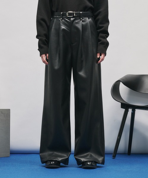 SELLE GLANT(セレグランテ)の「TWO-TUCK BAGGY DESIGN SLACKS/2タックバギーデザインスラックスパンツ【SET-UP着用可】(スラックス・メンズ・ブラック系/ブラック/グレー/ダークブラウン系/ブラック系1/ブラック系2・SMALL/MEDIUM/LARGE)」の4枚目の写真