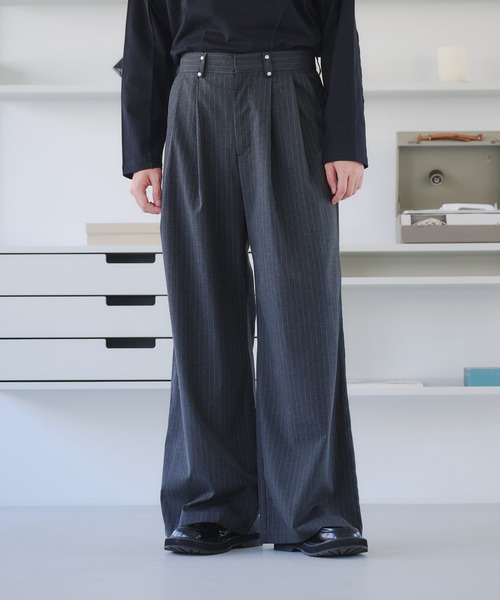 SELLE GLANT(セレグランテ)の「TWO-TUCK BAGGY DESIGN SLACKS/2タックバギーデザインスラックスパンツ【SET-UP着用可】(スラックス・メンズ・ブラック系/ブラック/グレー/ダークブラウン系/ブラック系1/ブラック系2・SMALL/MEDIUM/LARGE)」の14枚目の写真