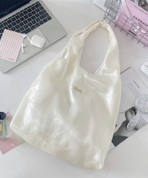 VIBGYOR(ヴィブジョー)の「Mignonjour/サテントートバッグ M2825(トートバッグ・レディース・グレー/ホワイト/ピンク/ブルー・FREE)」の1枚目の写真