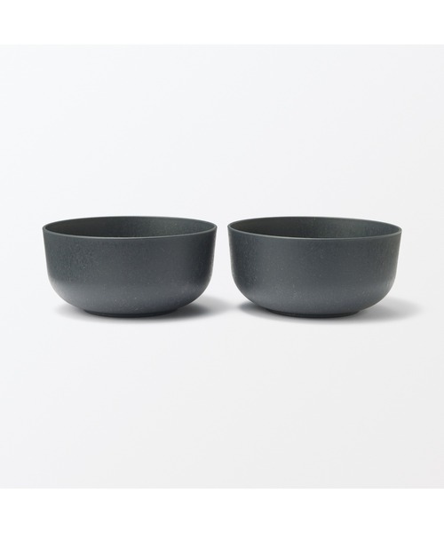 無印良品(ムジルシリョウヒン)の「レンジで使える ヤシの端材を使った ボウル 2個組(食器・メンズ・ブラック・FREE)」の2枚目の写真