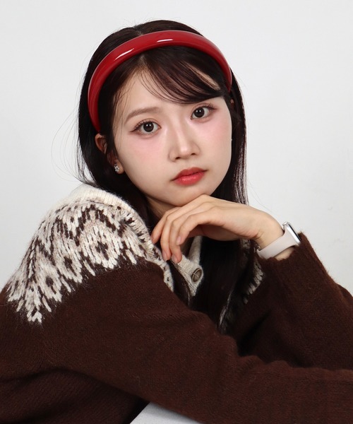 ammy.(エイミードット)の「【 ammy. / エイミードット 】 グロッシー クラシック フェイクレザー カチューシャ(カチューシャ・レディース・ホワイト/ブラウン/レッド/ブラック・FREE)」の13枚目の写真