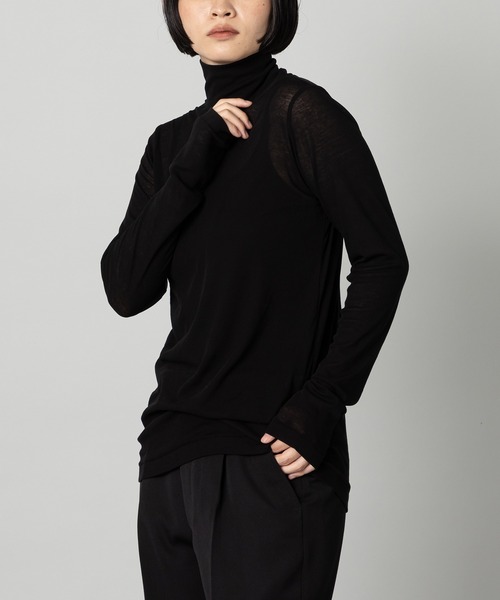 kuros'(クロス)の「【kuros’オリジナル】タートルネックコットンシアーロングスリーブTシャツ(Tシャツ/カットソー・レディース・ホワイト/ブラック・SMALL/MEDIUM)」の2枚目の写真