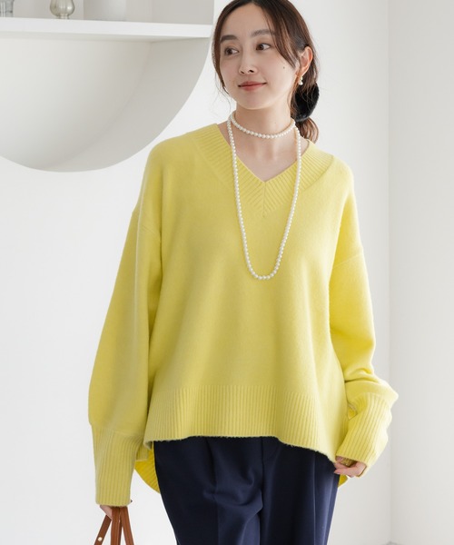 Elura(エルーラ)の「スフレVネックニット/612204(ニット/セーター・レディース・オフホワイト/ライトピンク/ライトイエロー/グレー/チャコールグレー/ブラウン・FREE)」の5枚目の写真