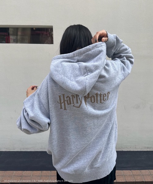 Ameri(アメリ)の「Harry Potter HEATHER HOODIE(パーカー・レディース・グレー・SMALL/MEDIUM)」の13枚目の写真