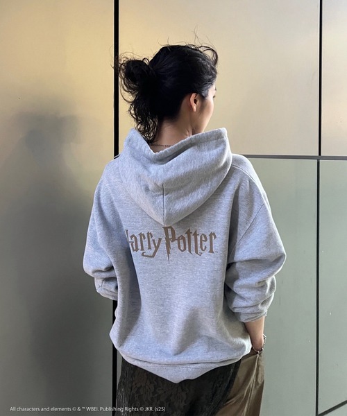 Ameri(アメリ)の「Harry Potter HEATHER HOODIE(パーカー・レディース・グレー・SMALL/MEDIUM)」の6枚目の写真