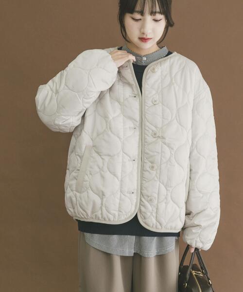 ITEMS URBANRESEARCH（アイテムズ アーバンリサーチ）の「瓢箪キルト中綿ブルゾン（ダウンジャケット/コート・レディース・ホワイト系その他/ブラック/カーキ・FREE）」の5枚目の写真