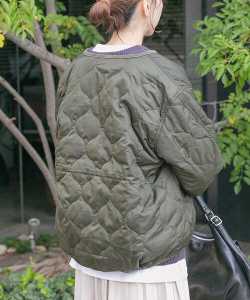 ITEMS URBANRESEARCH（アイテムズ アーバンリサーチ）の「瓢箪キルト中綿ブルゾン（ダウンジャケット/コート・レディース・ホワイト系その他/ブラック/カーキ・FREE）」の13枚目の写真