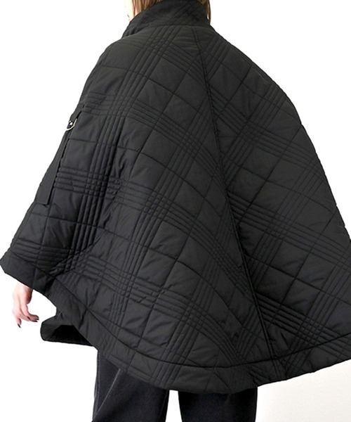 STYLEBLOCK（スタイルブロック）の「ソフトタフタキルティングポンチョ（ダウンジャケット/コート・レディース・アイボリー/ブラック/カーキ・M）」の8枚目の写真