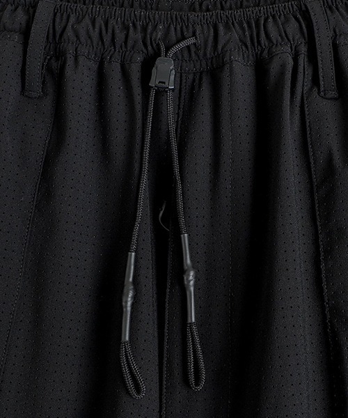 CMF OUTDOOR GARMENT（シーエムエフアウトドアガーメント）の「CMF OUTDOOR GARMENT / シーエムエフ アウトドア ガーメント：BUG SHORTS：CMF2501-P15C[AST]（その他パンツ・メンズ・ブラック・M）」の7枚目の写真