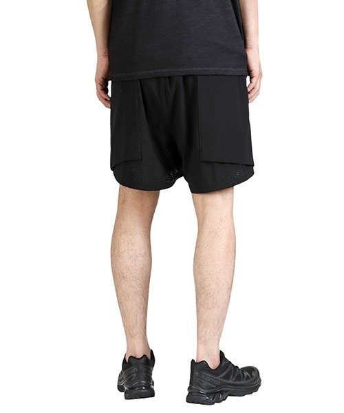 CMF OUTDOOR GARMENT（シーエムエフアウトドアガーメント）の「CMF OUTDOOR GARMENT / シーエムエフ アウトドア ガーメント：BUG SHORTS：CMF2501-P15C[AST]（その他パンツ・メンズ・ブラック・M）」の3枚目の写真