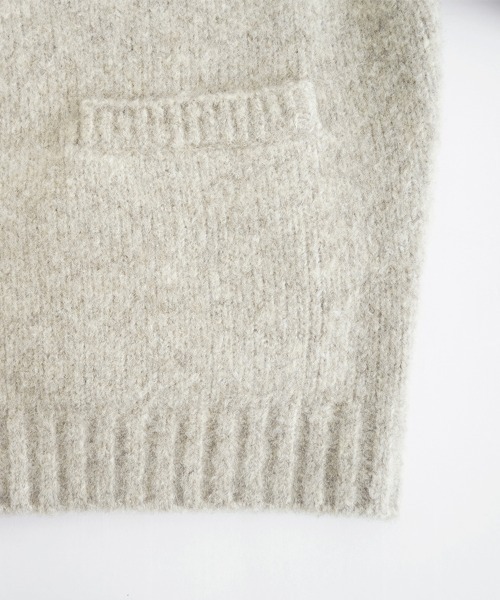 休日と詩（キュウジツトウタ）の「休日のスモールポケットカーディガン