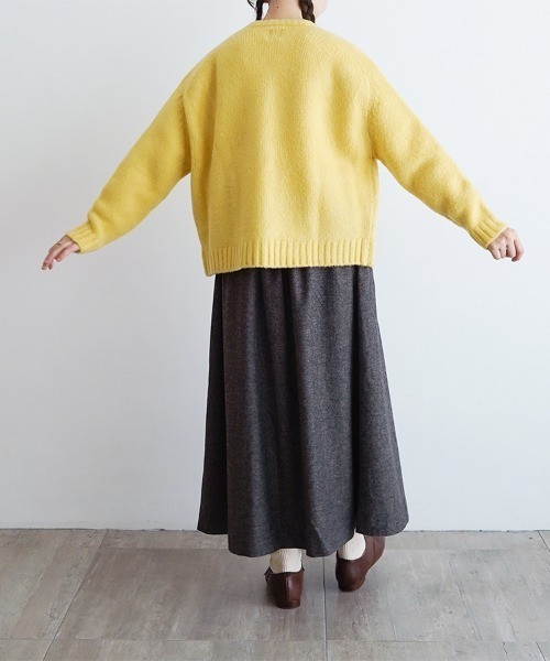 休日と詩（キュウジツトウタ）の「休日のスモールポケットカーディガン