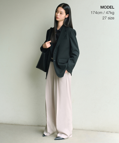 MUSINSA STANDARD WOMAN（ムシンサスタンダードウーマン）の「ウィメンズ ローウエストディープタックエクストラワイドヒドゥンバンディングスラックス [ライトベージュ]（スラックス・レディース・その他・34/32/30/31/24/25/26/27/28/29）」の2枚目の写真