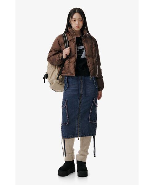 PRENDA（プレンダ）の「COLOR WASH POCKET DENIM SKIRT CHARCOAL（スカート・レディース・その他・MEDIUM/SMALL）」の2枚目の写真
