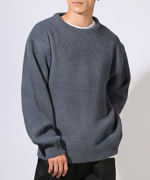 LUXSTYLE(ラグスタイル)の「フェザーヤーンクルーネックニット(ニット/セーター・メンズ・グレイッシュベージュ/ブラック/チャコールグレー・M/L)」の1枚目の写真