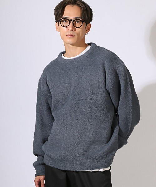 LUXSTYLE(ラグスタイル)の「フェザーヤーンクルーネックニット(ニット/セーター・メンズ・グレイッシュベージュ/ブラック/チャコールグレー・M/L)」の10枚目の写真
