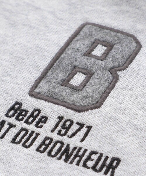 BeBe（ベベ）の「裏起毛チェック切り替えハーフジップトレーナー（スウェット・キッズ・イエロー/グレー・140cm/130cm/150cm/120cm/110cm）」の3枚目の写真