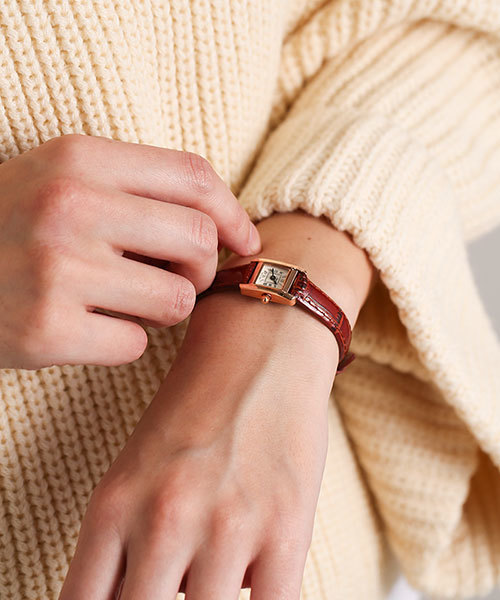 Fleur（フルール）の「fleur Stock lether belt（アナログ腕時計
