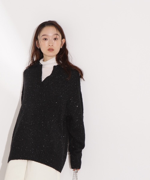 N.（N. Natural Beauty Basic）（エヌエヌナチュラルビューティーベーシック）の「スパンコールスキッパーニット（ニット/セーター・レディース・ブルー/ブラック/ベージュ・FREE）」の7枚目の写真