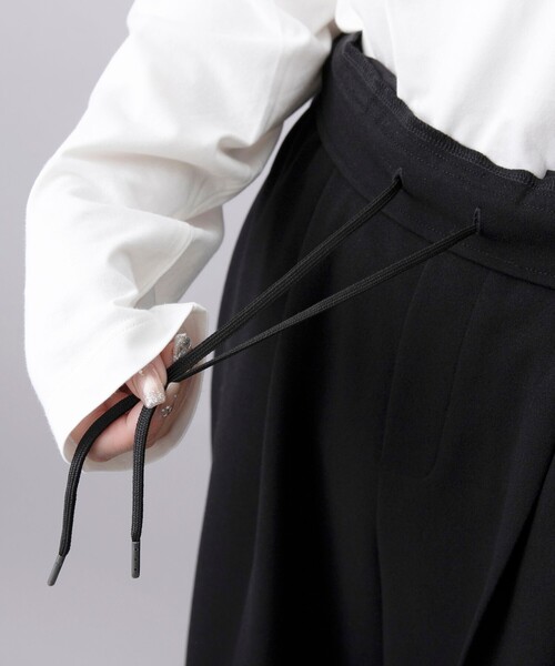 coen(コーエン)の「【定番/新サイズ登場】イージービューティーワイドパンツ(WEB限定サイズあり)(スラックス・レディース・ブラック/ネイビー/ベージュ/ダークグレー/ライム/ライトグレー・XL/L/M/S/XS)」の20枚目の写真