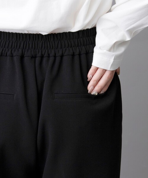 coen(コーエン)の「【定番/新サイズ登場】イージービューティーワイドパンツ(WEB限定サイズあり)(スラックス・レディース・ブラック/ネイビー/ベージュ/ダークグレー/ライム/ライトグレー・XL/L/M/S/XS)」の22枚目の写真