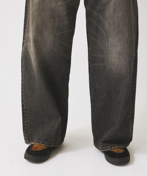 JOURNAL STANDARD relume（ジャーナルスタンダード　レリューム）の「スモーキーデニム スーパーワイド エンジニアド パンツ（デニムパンツ・メンズ・ブラック系その他/クリアブルー/コバルトブルー・MEDIUM/LARGE）」の14枚目の写真