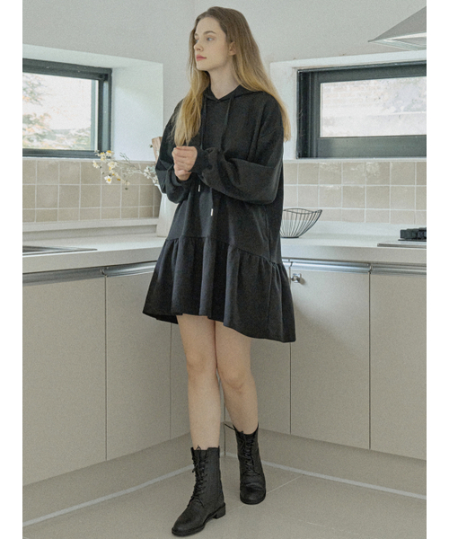 AVANT-G(アバン)の「Hooded Frill Mini Dress - BLACK(ワンピース・レディース・ブラック/チャコール・FREE)」の5枚目の写真