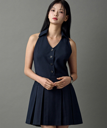 CHOCHOU（チョシュ）の「Pinstripe Halter Neck Dress (Navy)（ワンピース）」