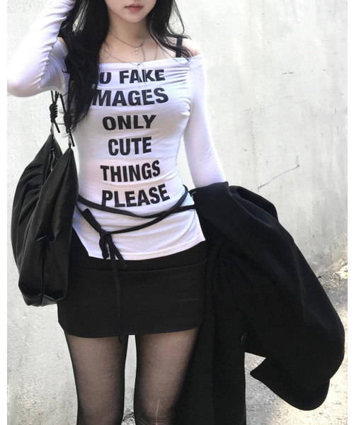 PLEASENOFOLLOW(プリーズノーフォロー)の「Kacy Lettering Long Off-Shoulder Top (White)(Tシャツ/カットソー・レディース・その他・FREE)」の3枚目の写真