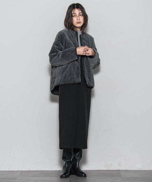 MAYSON GREY(メイソングレイ)の「キルティング×フェイクファーリバーシブルブルゾン(ブルゾン・レディース・ブラウン/チャコールグレー/オフホワイト・M)」の7枚目の写真