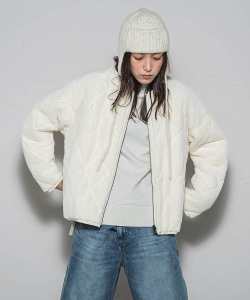 MAYSON GREY(メイソングレイ)の「キルティング×フェイクファーリバーシブルブルゾン(ブルゾン・レディース・ブラウン/チャコールグレー/オフホワイト・M)」の14枚目の写真