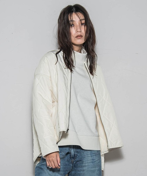 MAYSON GREY(メイソングレイ)の「キルティング×フェイクファーリバーシブルブルゾン(ブルゾン・レディース・ブラウン/チャコールグレー/オフホワイト・M)」の21枚目の写真