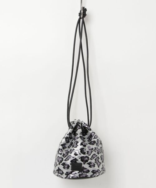 MASSIVE STORE(マッシブストア)の「【Swaraj/スワラージ】スパンコールレザーコンボ巾着BAG(ショルダーバッグ・メンズ・ゴールド/シルバー・FREE)」の2枚目の写真