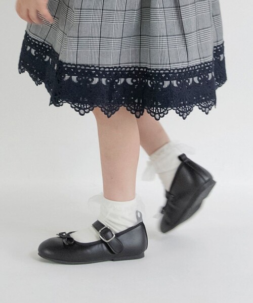 BRANSHES（ブランシェス）の「バレエシューズ（バレエシューズ・キッズ・シルバー/ブラック・19.0cm/18.0cm/16.0cm/17.0cm/20.0cm/21.0cm）」の4枚目の写真